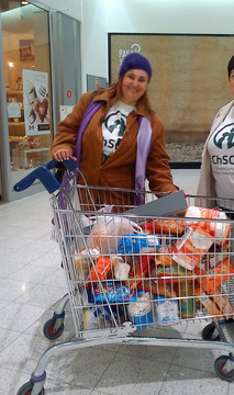 Zbiórka żywności w Zielonej Górze w sklepie TESCO